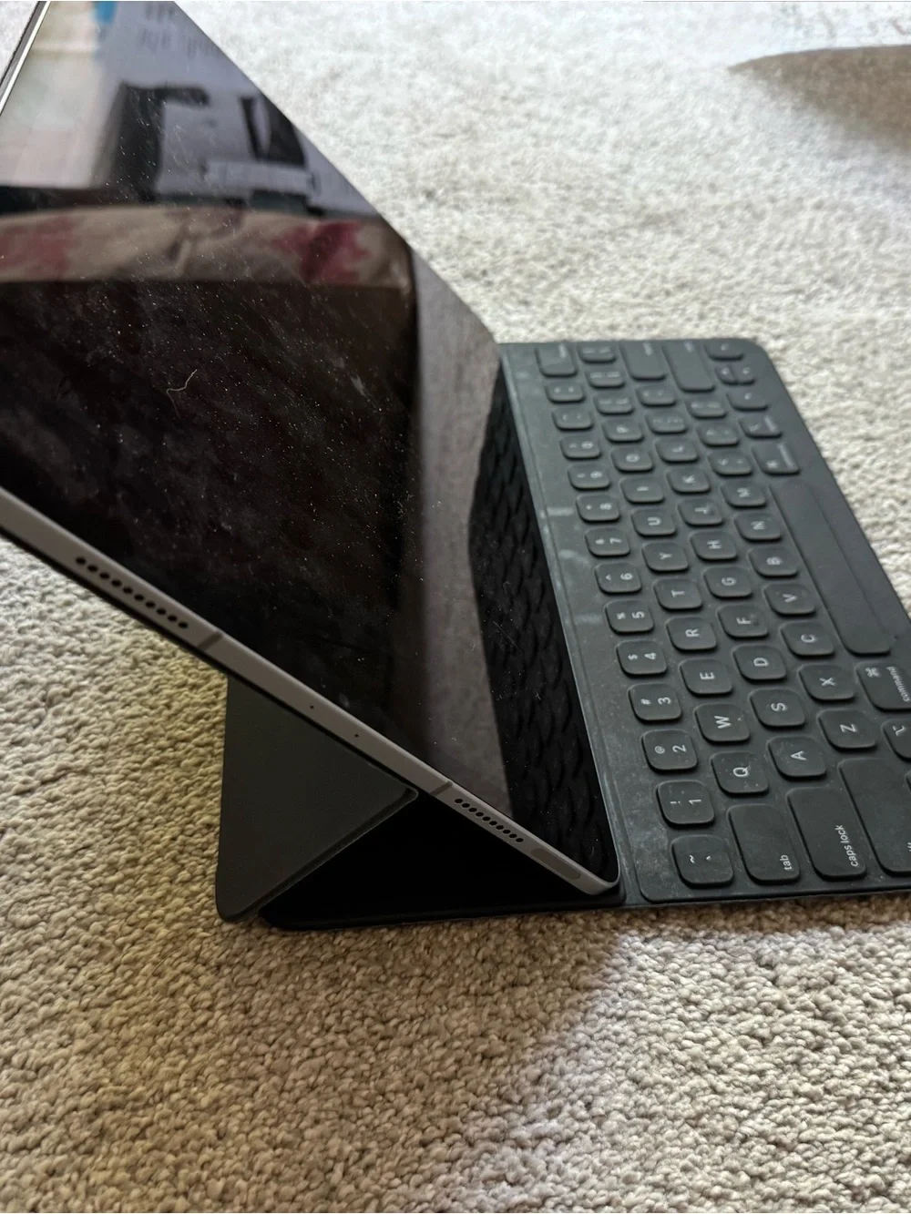 Apple Smart Keyboard Folio for iPad - Black